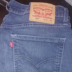 Levis 505